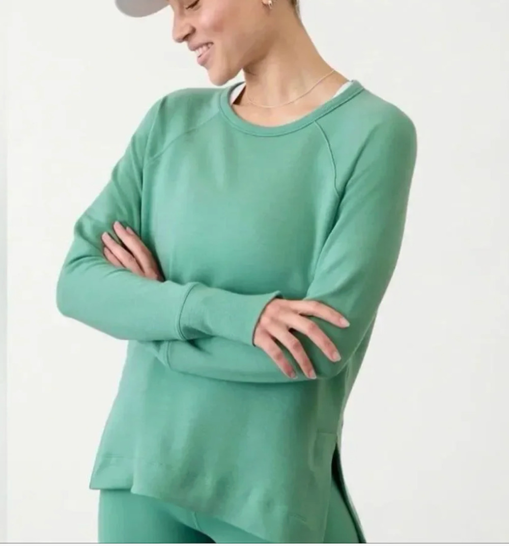 NEW Athleta Coaster Luxe Recover Pullover Sweatshirt Green Juniper S petite